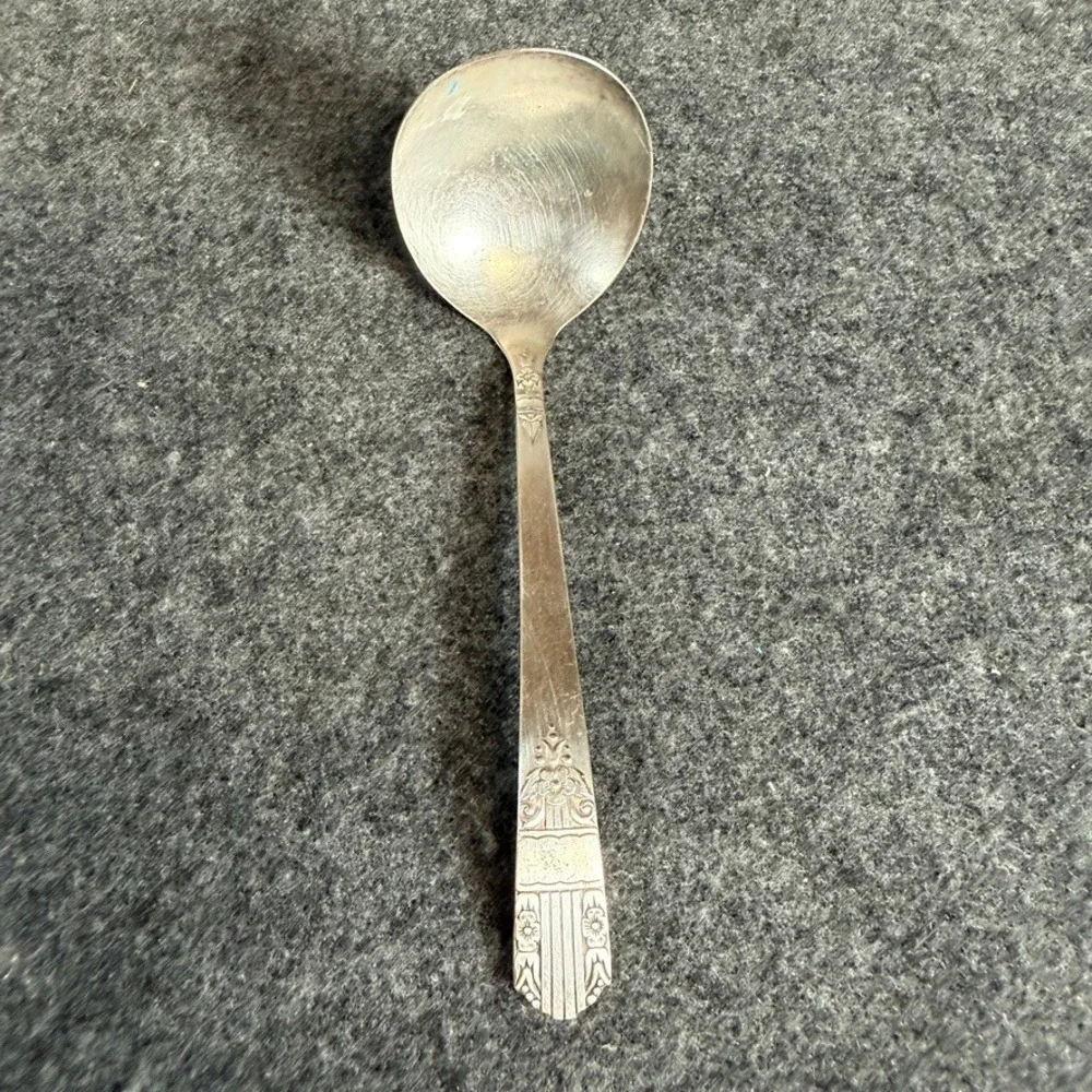 Wm A Rogers Oneida Coronation 1937 Silverplate Cream Soup Spoon Art Deco Vintage
